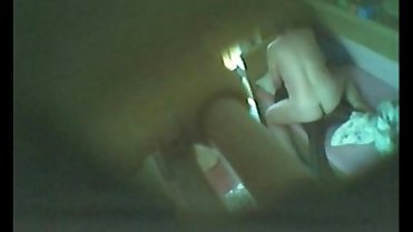 Incredible hidden cam. See what my mature mom is doing