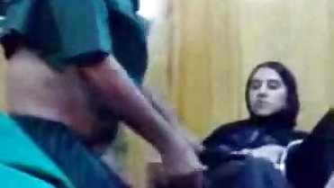 Young Pakistani Girl Impregnated by an Pervert Doctor